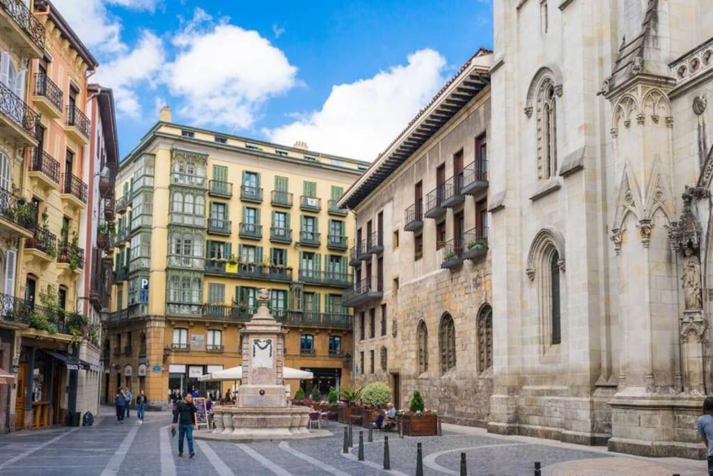 Appartement Cultura Y Gastronomia En El Casco Viejo à Bilbao Extérieur photo